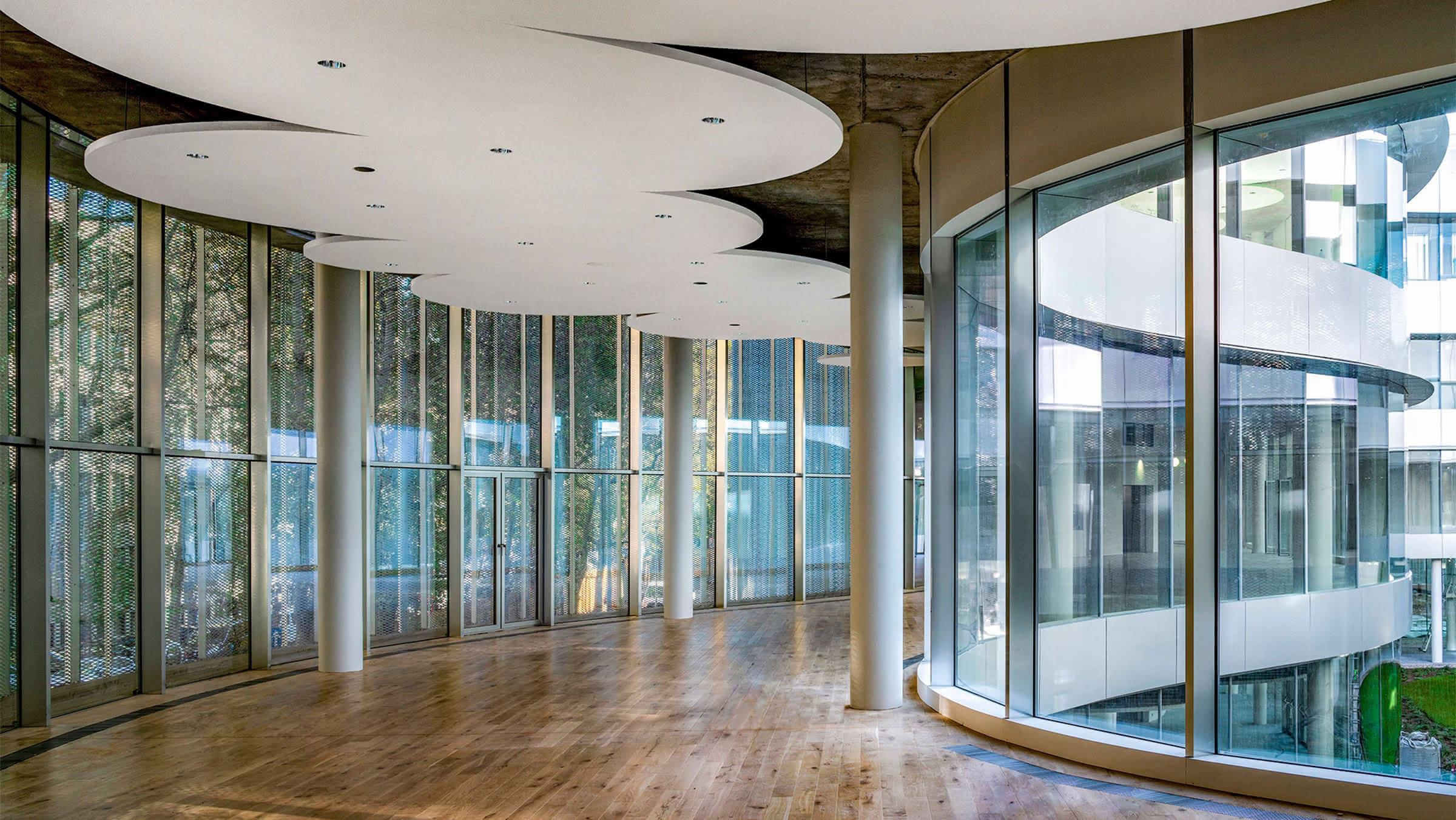 The World’s Finest Schools For Luxury Management Education