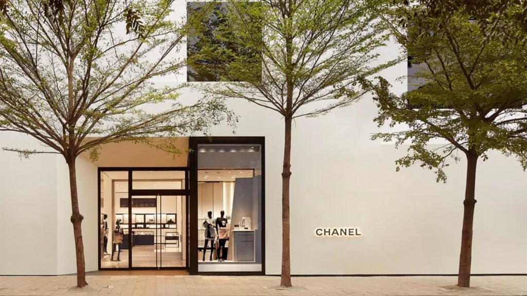who owns chanel wertheimer family worthbury